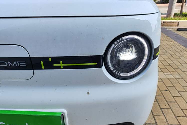 Used Geely Galaxy Panda 2025 210 km – Yuanqi Bear Left Front Headlight