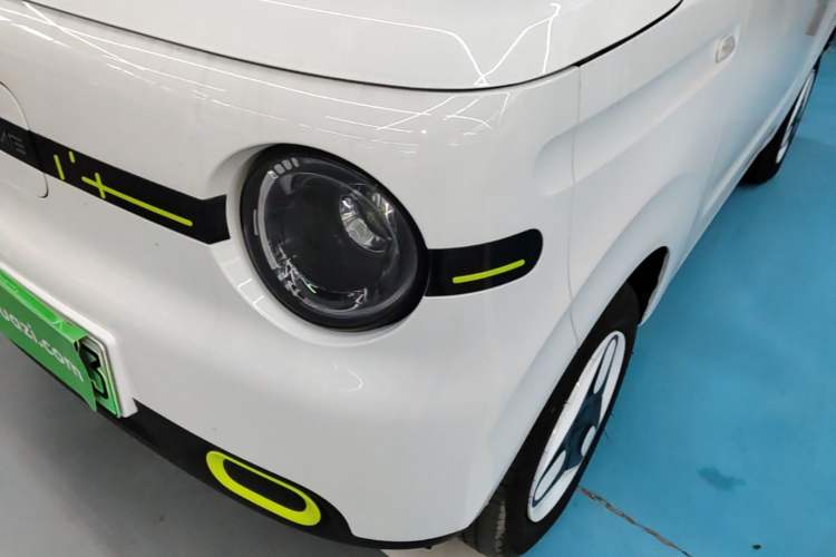 Used Geely Galaxy Panda 2025 210 km – Yuanqi Bear Left Front Headlight
