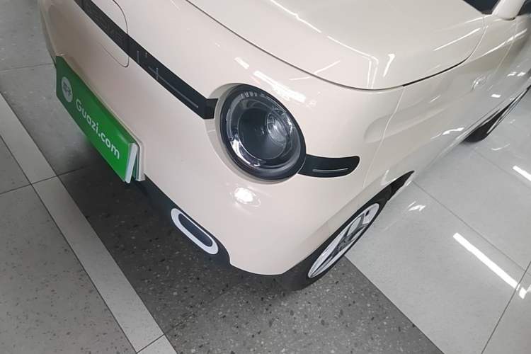 Used Geely Galaxy Panda 2025 210 km – Yuanqi Bear Left Front Headlight
