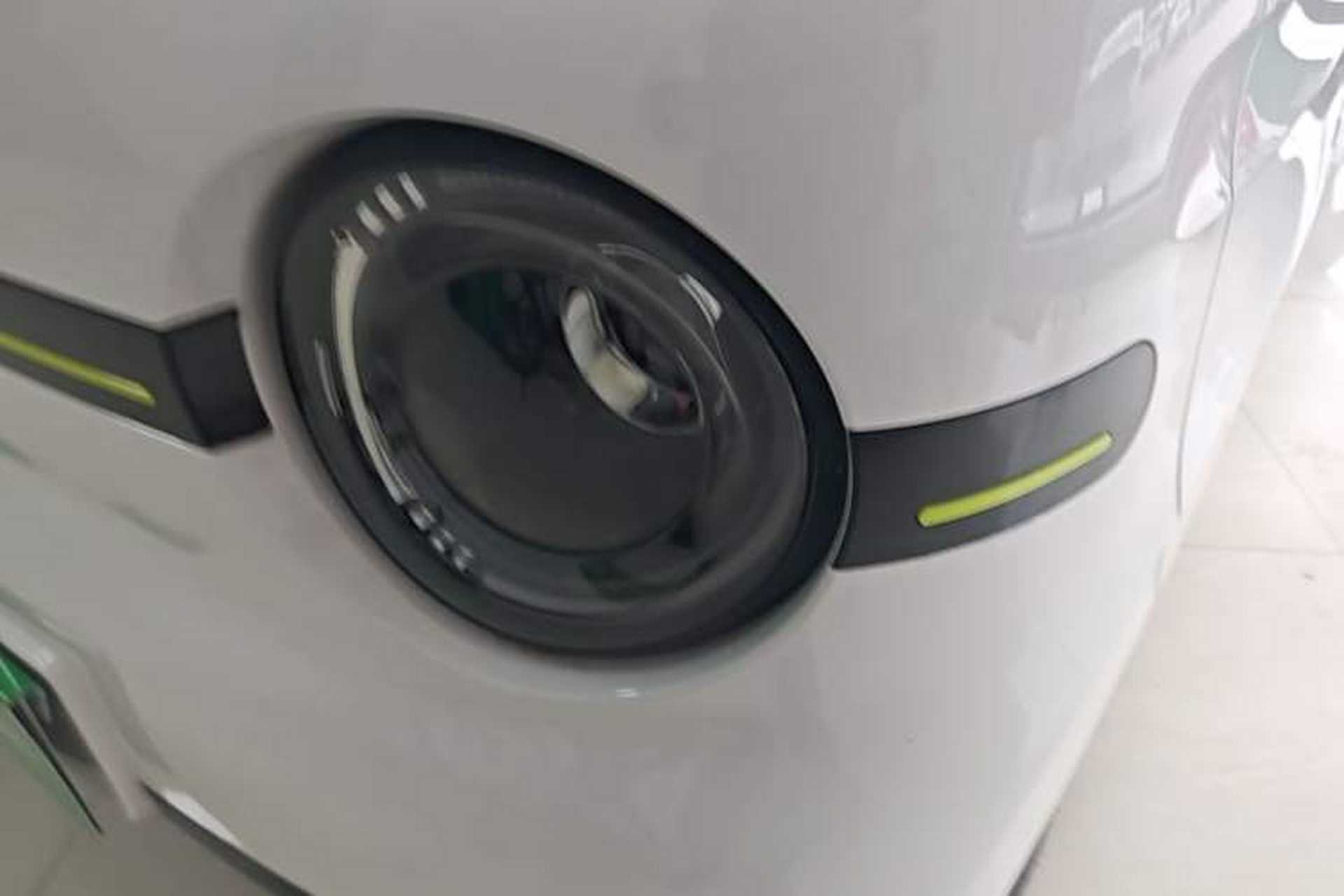 Used Geely Galaxy Panda 2025 210 km – Yuanqi Bear Left Front Headlight