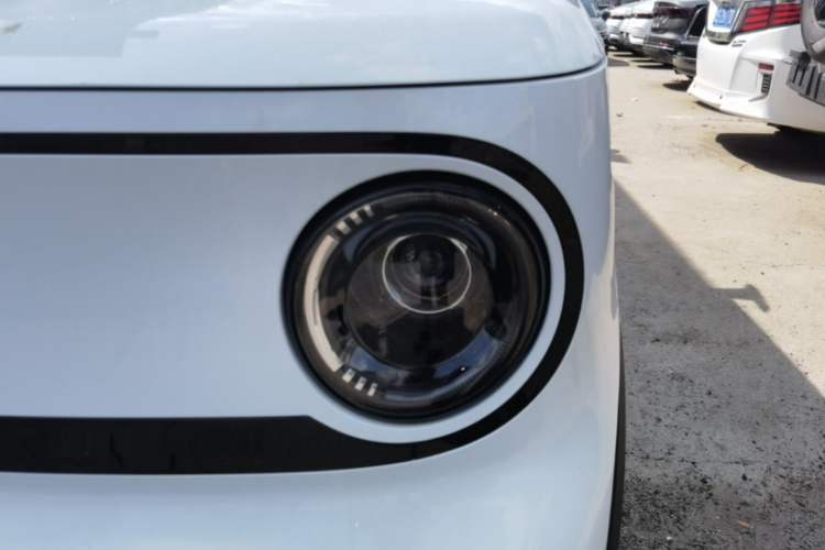 Used Geely Galaxy Panda 2025 210km Panda Kart Left Front Headlight