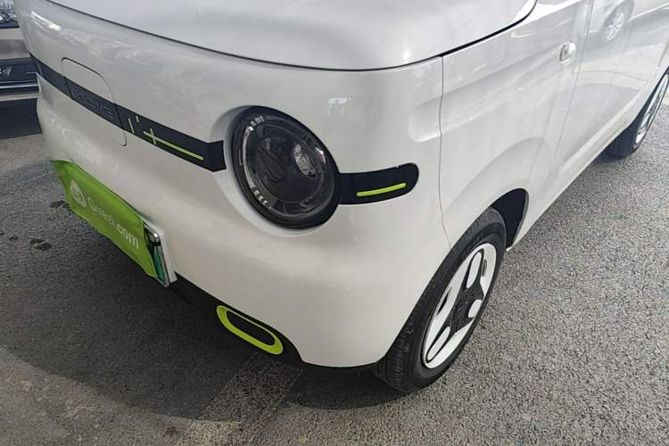 Used Geely Galaxy Panda 2025 210 km – Yuanqi Bear Left Front Headlight