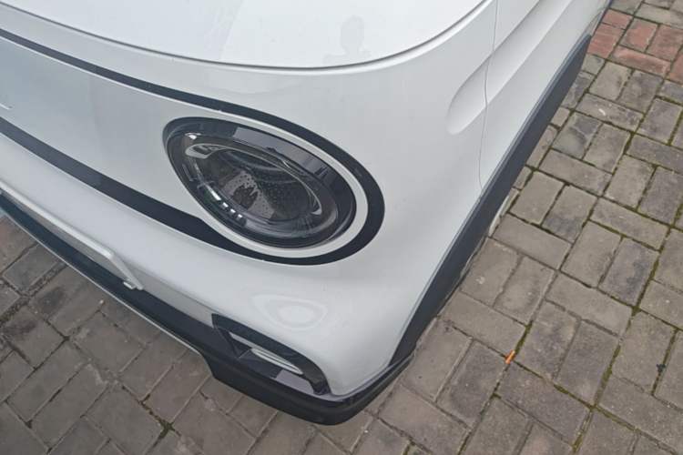 Used Geely Galaxy Panda 2025 210km Panda Kart Left Front Headlight