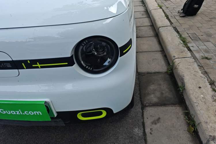 Used Geely Galaxy Panda 2025 210 km – Yuanqi Bear Left Front Headlight