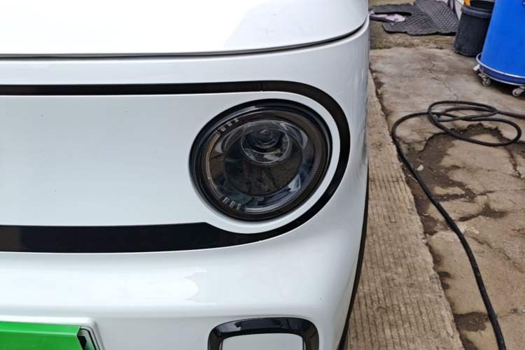 Used Geely Galaxy Panda 2025 210km Panda Kart Left Front Headlight