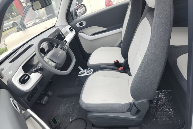 Used Geely Galaxy Panda 2025 210 km – Yuanqi Bear Left Front Seat