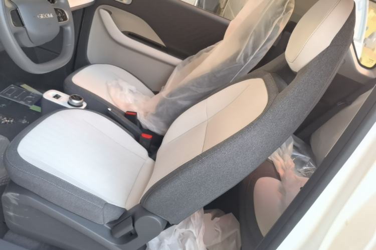 Used Geely Galaxy Panda 2025 210 km – Yuanqi Bear Left Front Seat