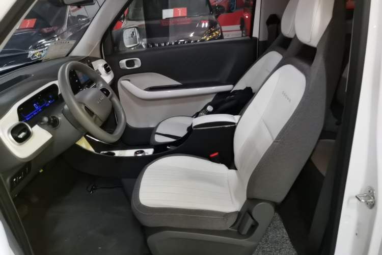Used Geely Galaxy Panda 2025 210km Panda Kart Left Front Seat