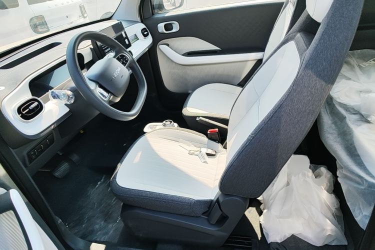 Used Geely Galaxy Panda 2025 210 km – Yuanqi Bear Left Front Seat