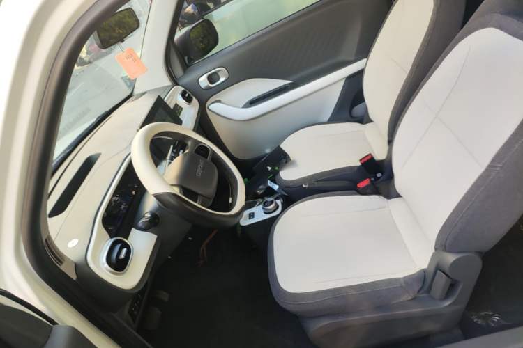 Used Geely Galaxy Panda 2025 210 km – Yuanqi Bear Left Front Seat