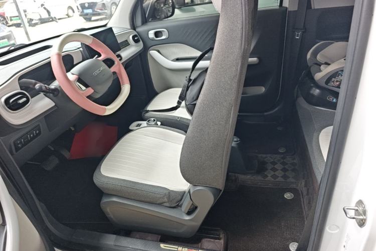 Used Geely Galaxy Panda 2025 210 km – Yuanqi Bear Left Front Seat