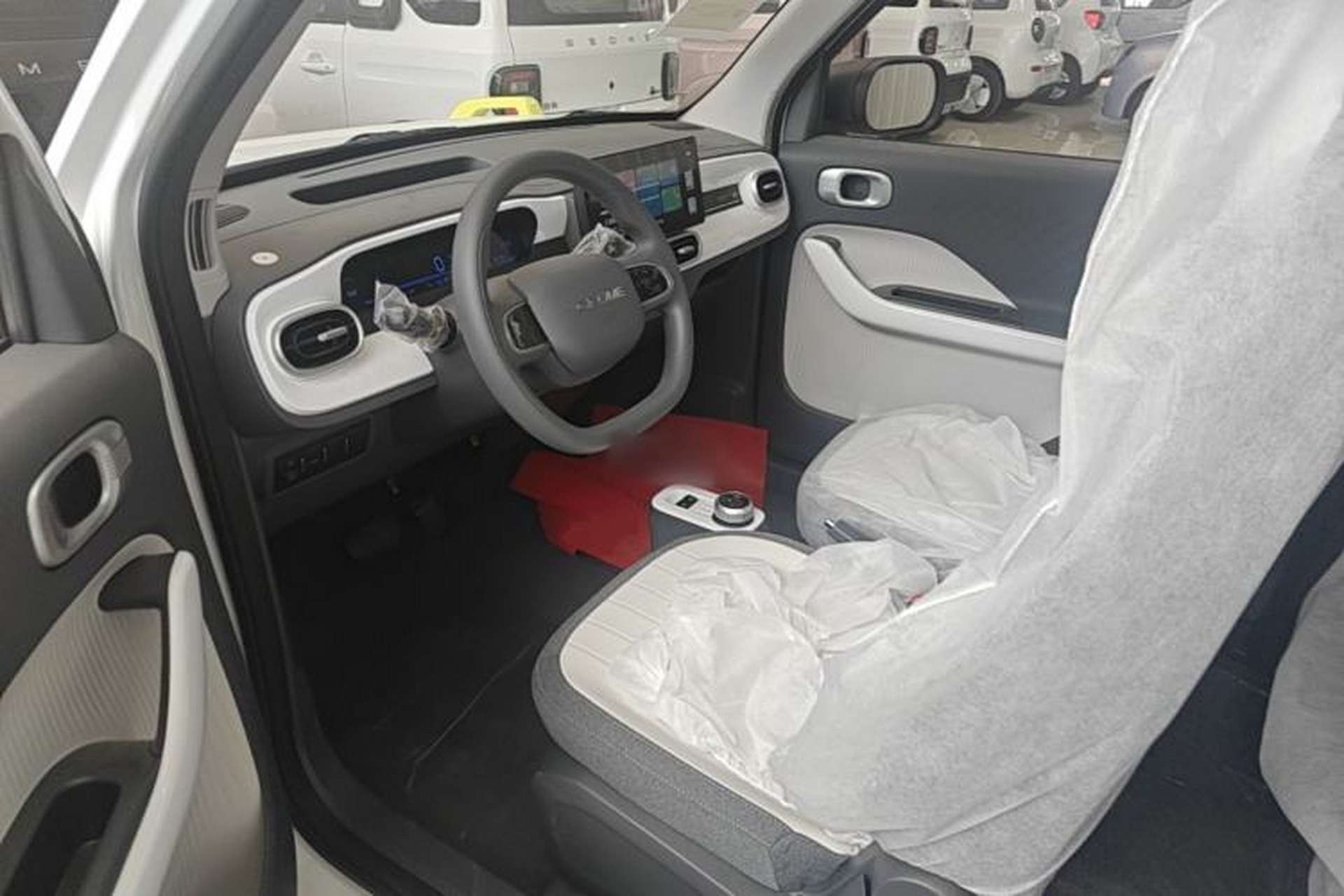 Used Geely Galaxy Panda 2025 210km Panda Rider Left Front Seat