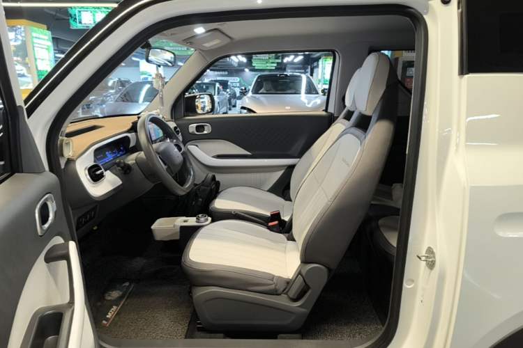 Used Geely Galaxy Panda 2025 210km Panda Kart Left Front Seat