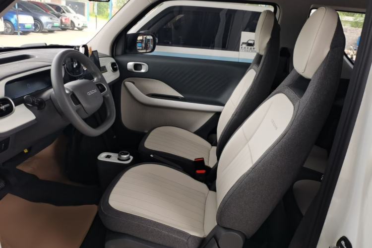 Used Geely Galaxy Panda 2025 210km Panda Kart Left Front Seat
