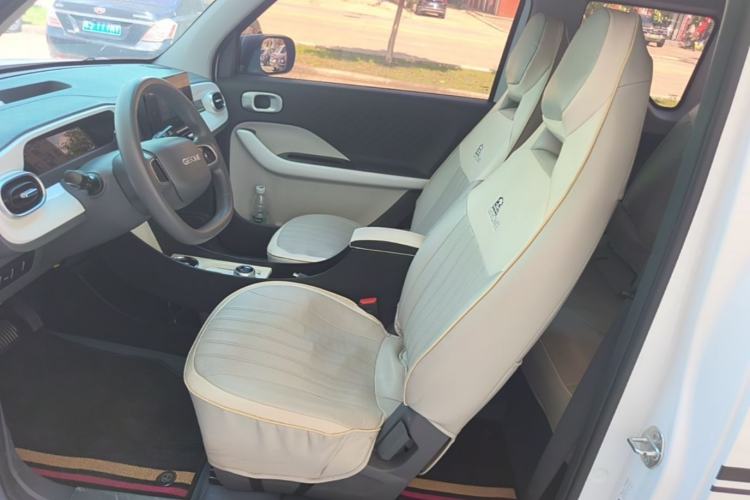 Used Geely Galaxy Panda 2025 210 km – Yuanqi Bear Left Front Seat