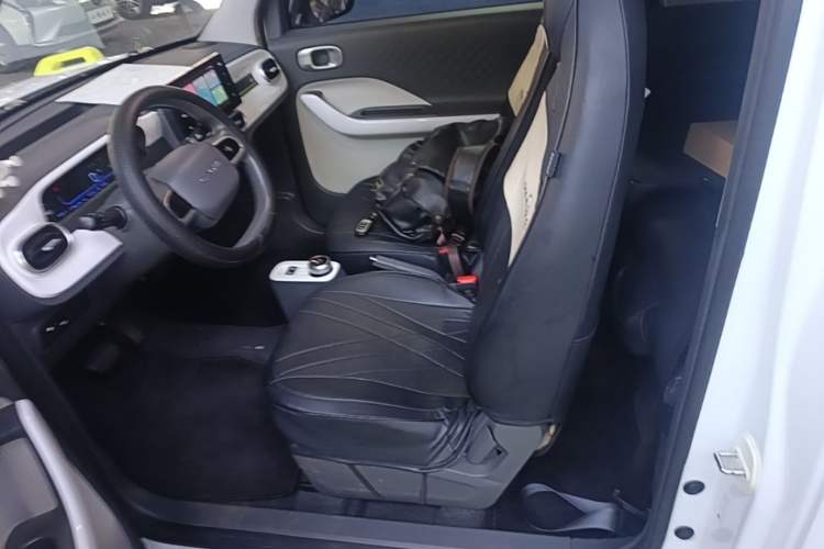 Used Geely Galaxy Panda 2025 210km Panda Rider Left Front Seat