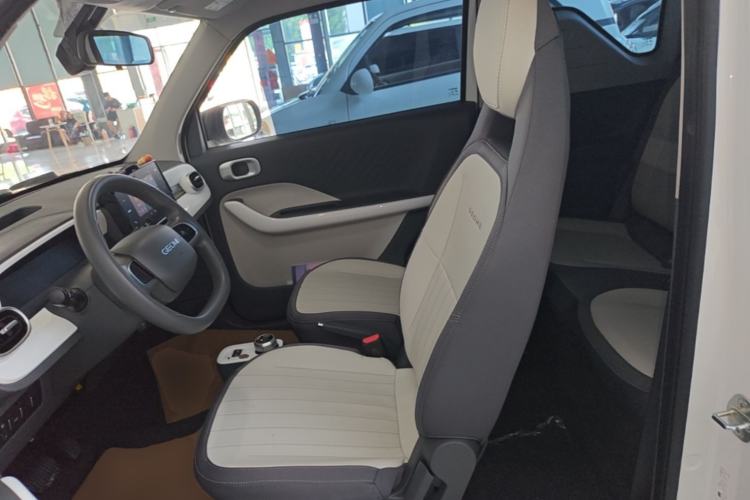 Used Geely Galaxy Panda 2025 210km Panda Kart Left Front Seat