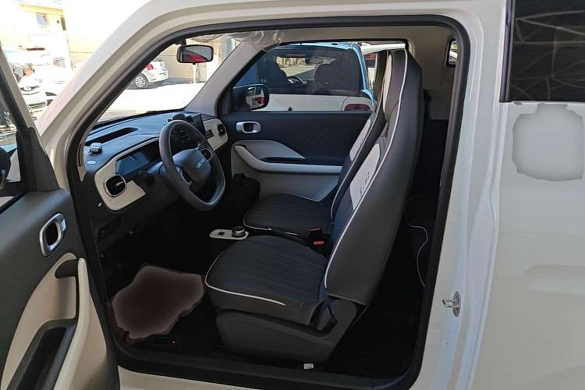 Used Geely Galaxy Panda 2025 210 km – Yuanqi Bear Left Front Seat