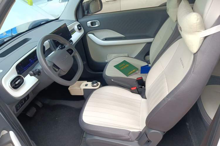 Used Geely Galaxy Panda 2025 210km Panda Rider Left Front Seat