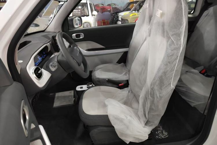 Used Geely Galaxy Panda 2025 210 km – Yuanqi Bear Left Front Seat