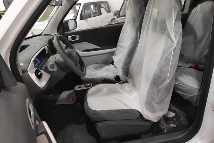 Used Geely Galaxy Panda 2025 210 km – Yuanqi Bear Left Front Seat