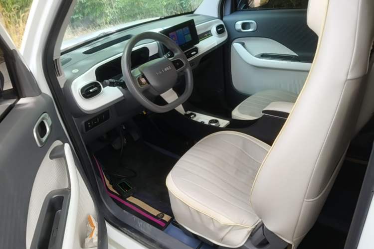 Used Geely Galaxy Panda 2025 210 km – Yuanqi Bear Left Front Seat