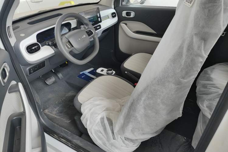 Used Geely Galaxy Panda 2025 210km Panda Rider Left Front Seat