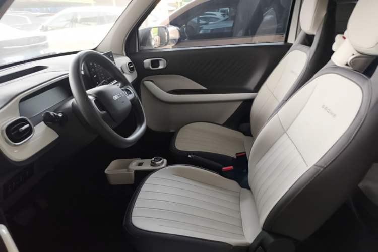 Used Geely Galaxy Panda 2025 210km Panda Kart Left Front Seat