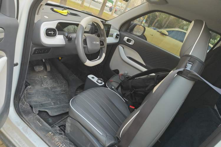 Used Geely Galaxy Panda 2025 210km Panda Kart Left Front Seat
