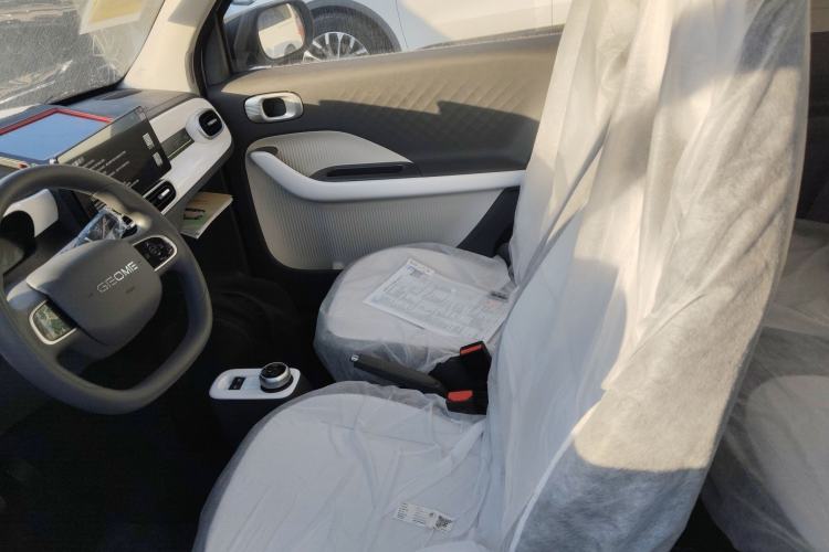 Used Geely Galaxy Panda 2025 210 km – Yuanqi Bear Left Front Seat