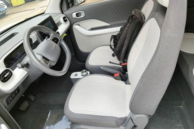 Used Geely Galaxy Panda 2025 210 km – Yuanqi Bear Left Front Seat