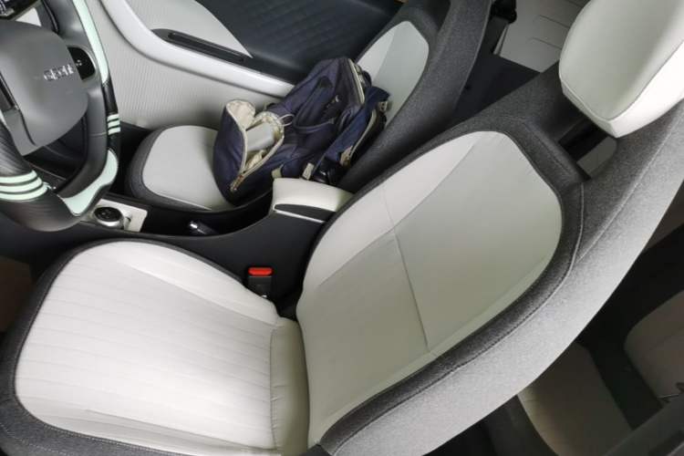 Used Geely Galaxy Panda 2025 210 km – Yuanqi Bear Left Front Seat
