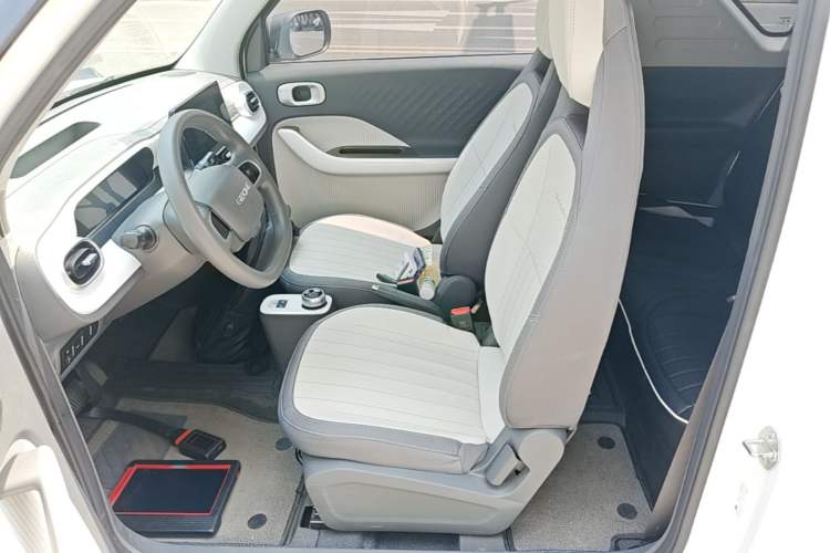 Used Geely Galaxy Panda 2025 210km Panda Kart Left Front Seat