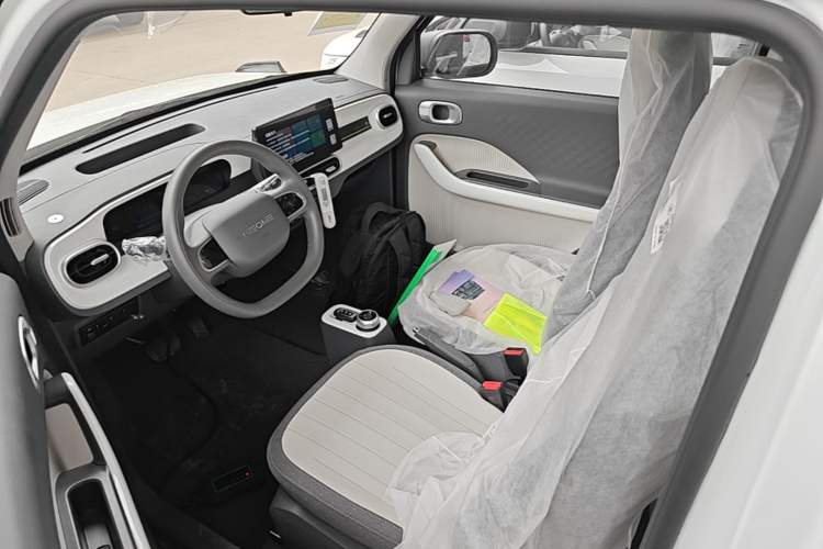 Used Geely Galaxy Panda 2025 210km Panda Kart Left Front Seat