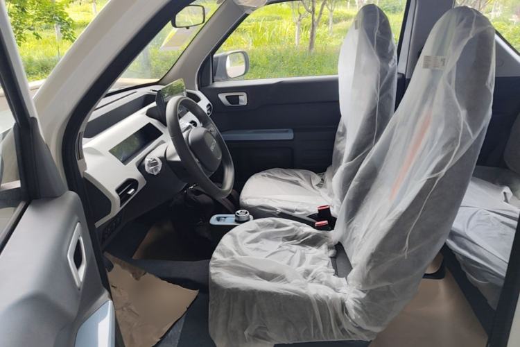 Used Geely Galaxy Panda 2025 210 km – Yuanqi Bear Left Front Seat