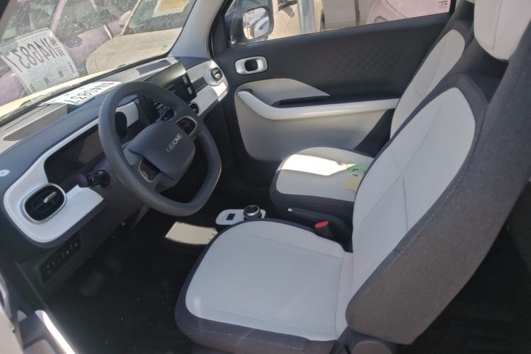 Used Geely Galaxy Panda 2025 210 km – Yuanqi Bear Left Front Seat