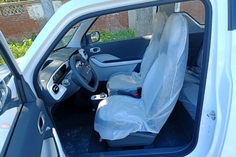 Used Geely Galaxy Panda 2025 210 km – Yuanqi Bear Left Front Seat