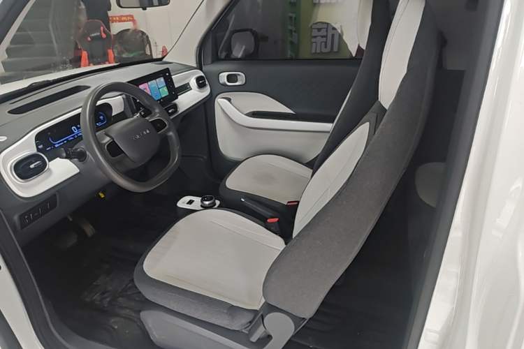 Used Geely Galaxy Panda 2025 210 km – Yuanqi Bear Left Front Seat
