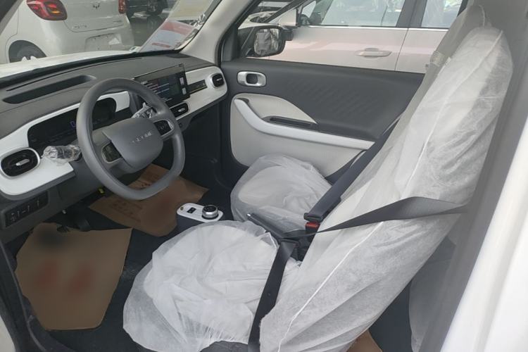 Used Geely Galaxy Panda 2025 210 km – Yuanqi Bear Left Front Seat