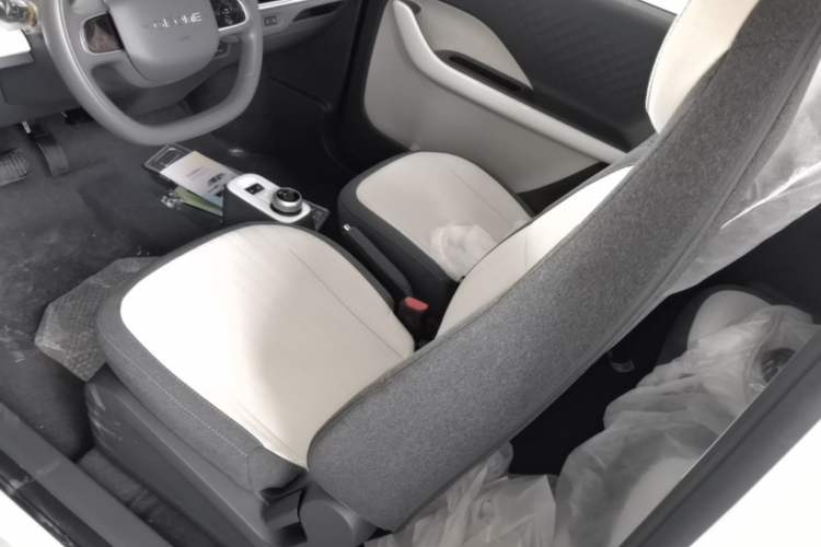 Used Geely Galaxy Panda 2025 210 km – Yuanqi Bear Left Front Seat