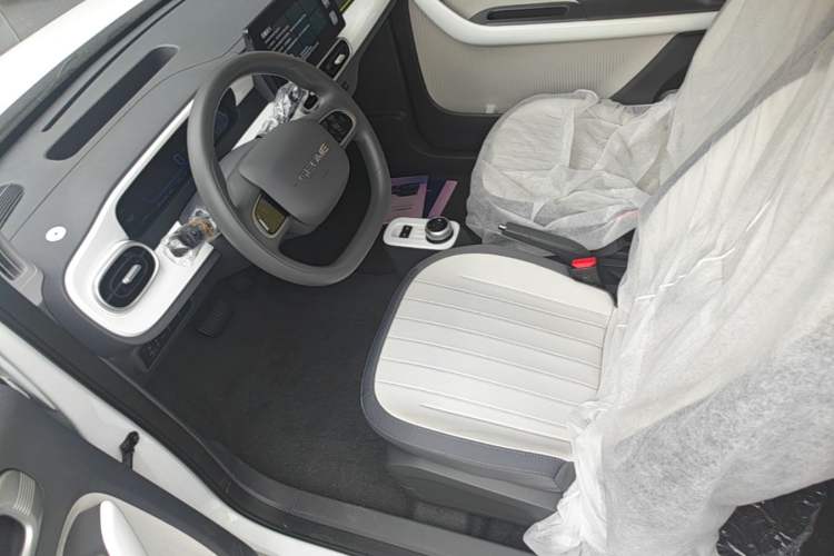 Used Geely Galaxy Panda 2025 210km Panda Kart Left Front Seat