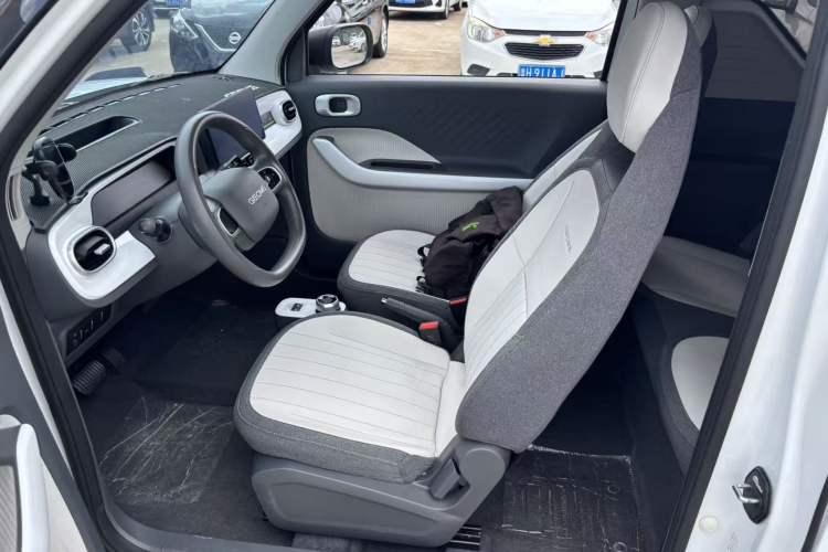 Used Geely Galaxy Panda 2025 210km Panda Kart Left Front Seat