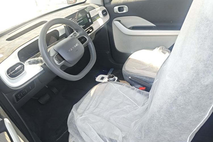 Used Geely Galaxy Panda 2025 210km Panda Rider Left Front Seat