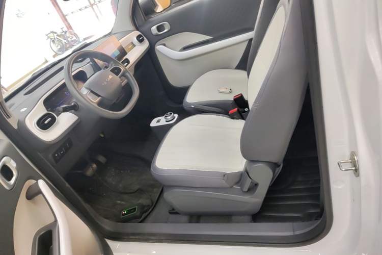 Used Geely Galaxy Panda 2025 210km Panda Kart Left Front Seat