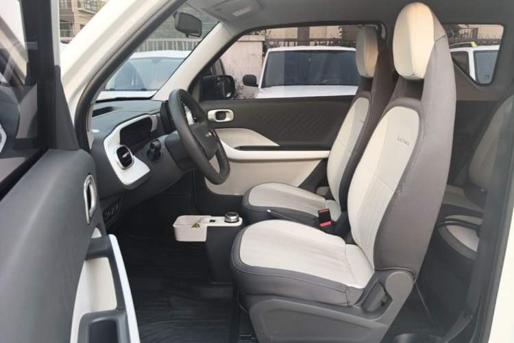 Used Geely Galaxy Panda 2025 210km Panda Rider Left Front Seat