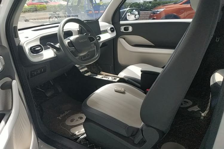 Used Geely Galaxy Panda 2025 210km Panda Rider Left Front Seat