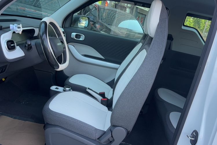 Used Geely Galaxy Panda 2025 210 km – Yuanqi Bear Left Front Seat