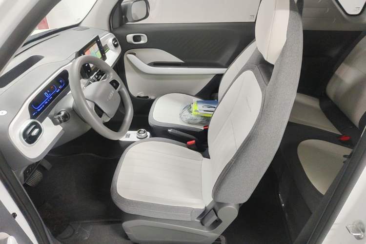 Used Geely Galaxy Panda 2025 210km Panda Rider Left Front Seat