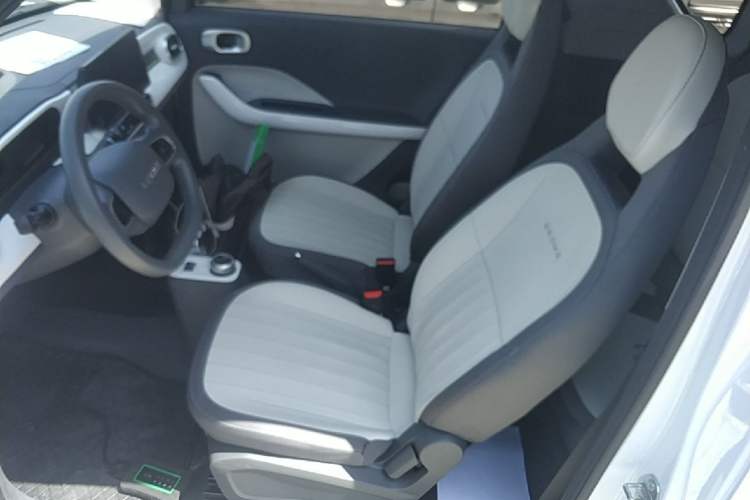 Used Geely Galaxy Panda 2025 210km Panda Kart Left Front Seat