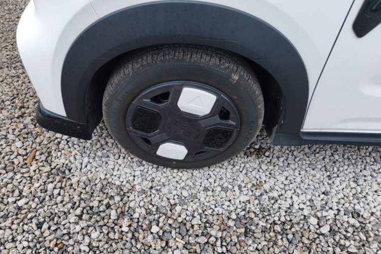 Used Geely Galaxy Panda 2025 210km Panda Kart Left Front Wheel Hub